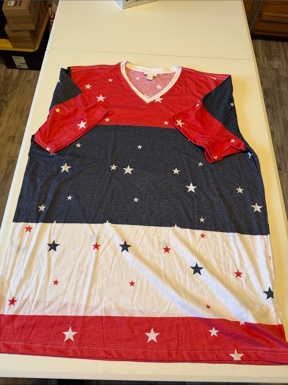 LuLaRoe Short Sleeve V-Neck Tee in Red, Navy & White Star Stripe